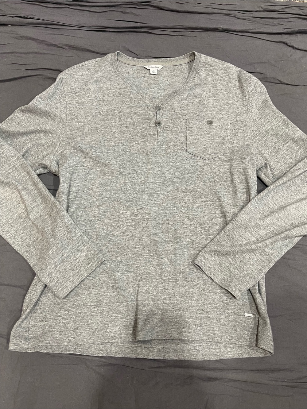 Calvin Klein Light Heather Gray Long-Sleeve Henley Tee